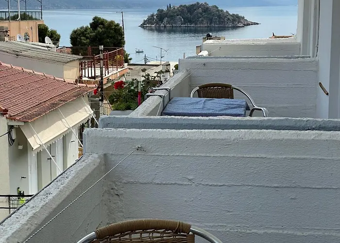 Bellos בית הארחה 3*