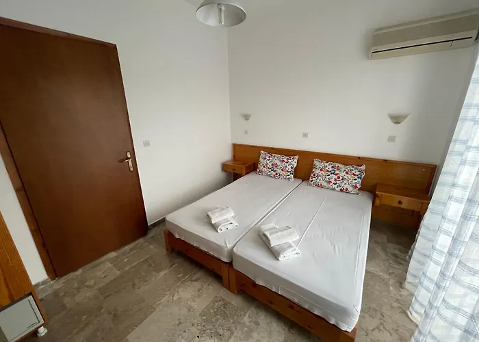 בית הארחה Bellos 3*